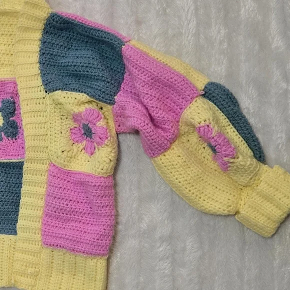 Crocheted Patchwork Cardigan - Picture 4 of 10